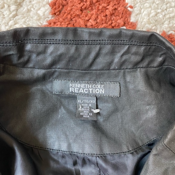 Kenneth Cole black faux leather vest - Picture 3 of 4